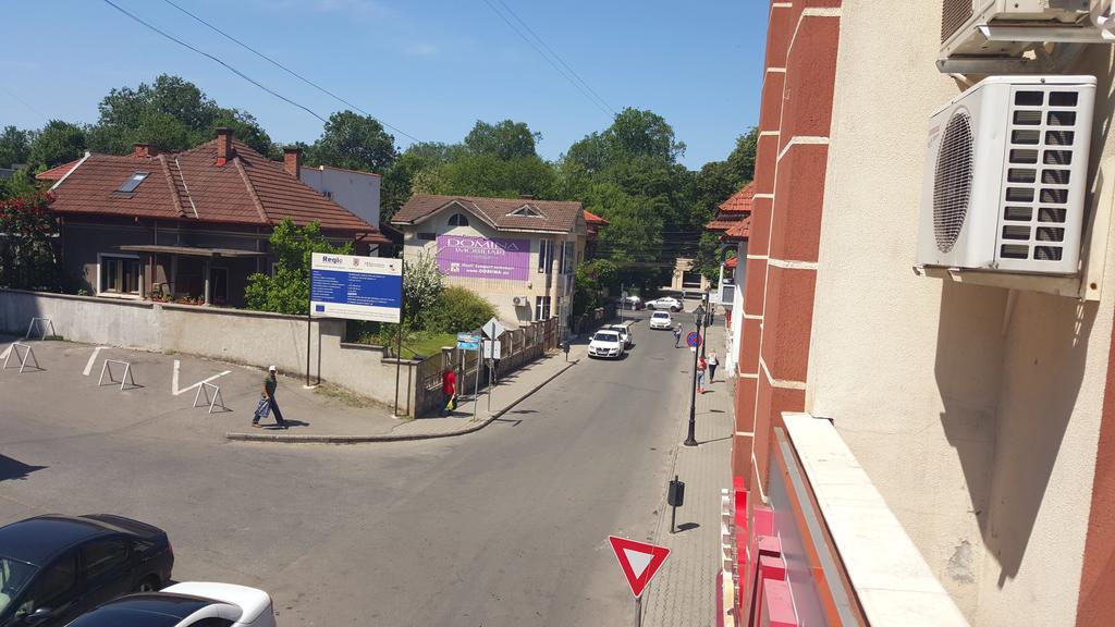 Hotel Casa Alex Târgu Jiu Pokoj fotografie