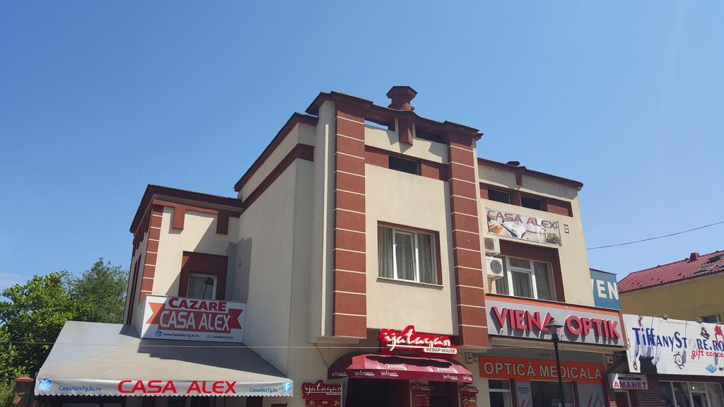 Hotel Casa Alex Târgu Jiu Exteriér fotografie