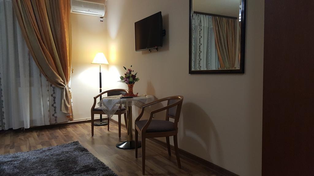 Hotel Casa Alex Târgu Jiu Pokoj fotografie