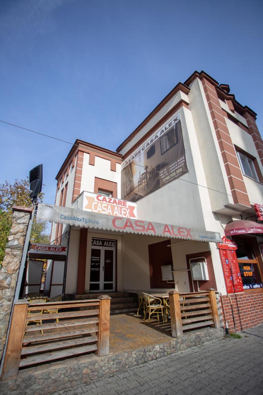 Hotel Casa Alex Târgu Jiu Exteriér fotografie